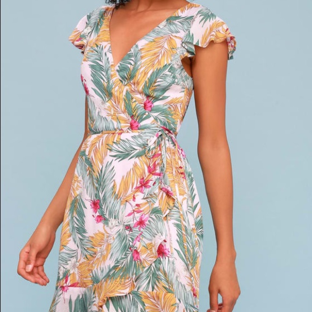 NWT Lulu’s Tropical Ruffle Wrap Dress